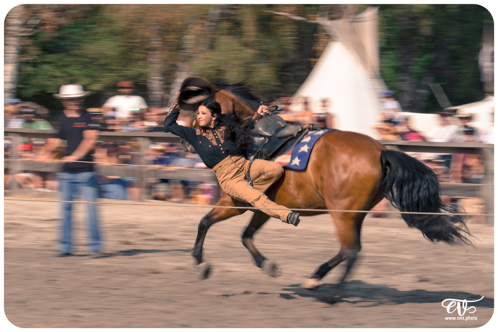 FESTIVAL POW WOW